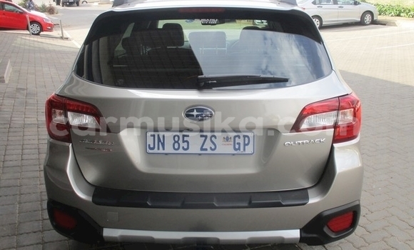 Nunua Ilio tumika Subaru 360 Fedha Gari ndani ya Beitbridge nchini Matabeleland Kusini Nunua Ilio tumika Subaru 360 Fedha Gari ndani ya Beitbridge nchini Matabeleland Kusini