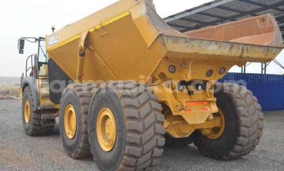 Tenga Tsaru Caterpillar 120 Zvimwe Rori in Beitbridge in Matabeleland South Tenga Tsaru Caterpillar 120 Zvimwe Rori in Beitbridge in Matabeleland South