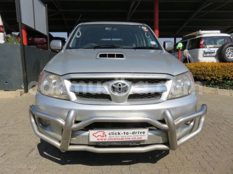 Big with watermark toyota hilux matabeleland south beitbridge 17393