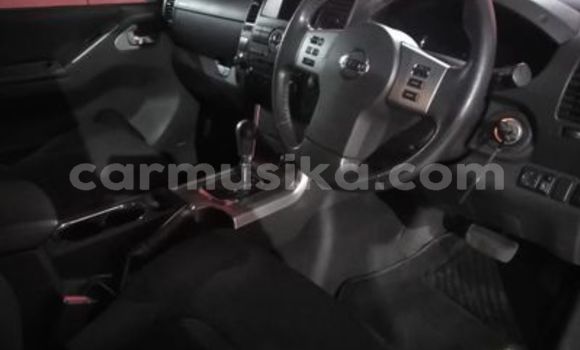 Nunua Ilio tumika Nissan Navara Nyeusi Gari ndani ya Beitbridge nchini Matabeleland Kusini Nunua Ilio tumika Nissan Navara Nyeusi Gari ndani ya Beitbridge nchini Matabeleland Kusini