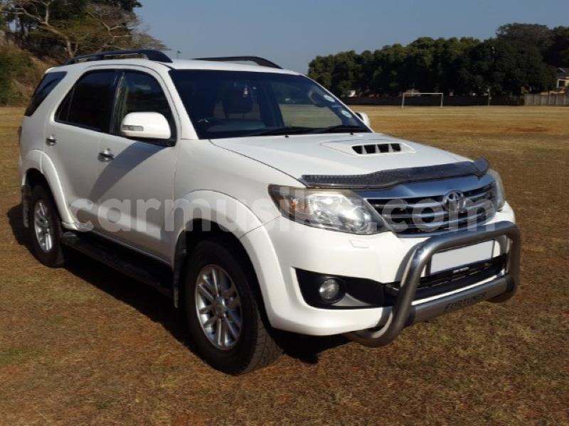 Big with watermark toyota hilux matabeleland south beitbridge 17397