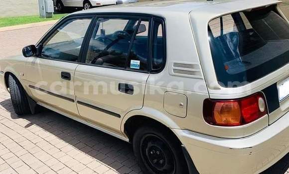 Buy Used Toyota Corolla Silver Car in Beitbridge in Matabeleland South Buy Used Toyota Corolla Silver Car in Beitbridge in Matabeleland South
