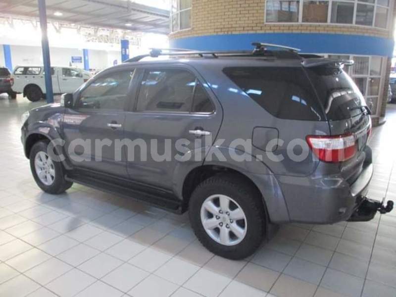 Big with watermark toyota fortuner matabeleland south beitbridge 17400