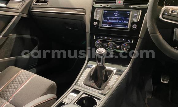 Nunua Ilio tumika BMW M2 Bluu Gari ndani ya Harare nchini Harare Nunua Ilio tumika BMW M2 Bluu Gari ndani ya Harare nchini Harare