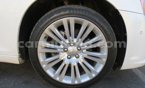 Acheter Occasion Voiture Chrysler 300C Blanc à Beitbridge, Matabeleland South Acheter Occasion Voiture Chrysler 300C Blanc à Beitbridge, Matabeleland South