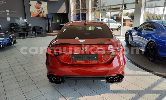 Nunua Ilio tumika Alfa Romeo Giulia Nyekundu Gari ndani ya Beitbridge nchini Matabeleland Kusini Nunua Ilio tumika Alfa Romeo Giulia Nyekundu Gari ndani ya Beitbridge nchini Matabeleland Kusini