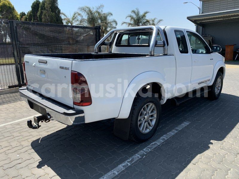 Big with watermark toyota hilux matabeleland south beitbridge 17416