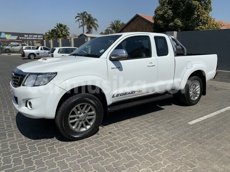 Big with watermark toyota hilux matabeleland south beitbridge 17416