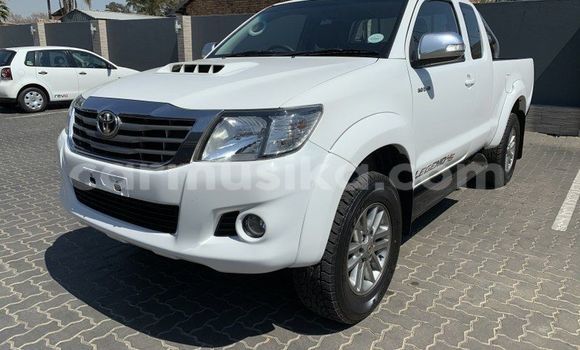 Acheter Occasion Voiture Toyota Hilux Blanc à Beitbridge, Matabeleland South Acheter Occasion Voiture Toyota Hilux Blanc à Beitbridge, Matabeleland South
