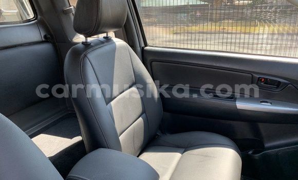 Acheter Occasion Voiture Toyota Hilux Blanc à Beitbridge, Matabeleland South Acheter Occasion Voiture Toyota Hilux Blanc à Beitbridge, Matabeleland South