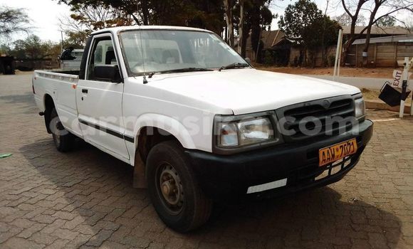 Nunua Ilio tumika Mazda BT-50 Nyeupe Gari ndani ya Harare nchini Harare Nunua Ilio tumika Mazda BT-50 Nyeupe Gari ndani ya Harare nchini Harare