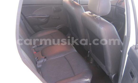 Acheter Occasion Voiture Kia Picanto Blanc à Beitbridge, Matabeleland South Acheter Occasion Voiture Kia Picanto Blanc à Beitbridge, Matabeleland South