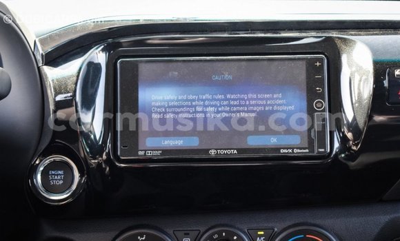 Acheter Import Voiture Toyota Hilux Autre à Import - Dubai, Harare Acheter Import Voiture Toyota Hilux Autre à Import - Dubai, Harare