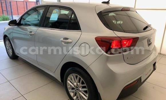Acheter Occasion Voiture Kia Rio Gris à Harare, Harare Acheter Occasion Voiture Kia Rio Gris à Harare, Harare