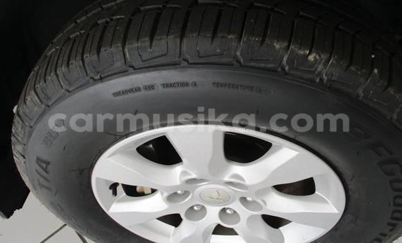 Acheter Occasion Voiture Mitsubishi Pajero Blanc à Beitbridge, Matabeleland South Acheter Occasion Voiture Mitsubishi Pajero Blanc à Beitbridge, Matabeleland South