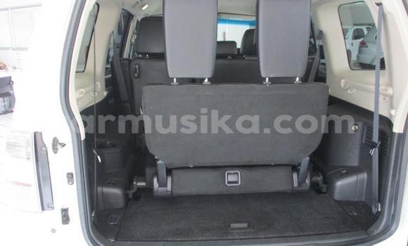 Acheter Occasion Voiture Mitsubishi Pajero Blanc à Beitbridge, Matabeleland South Acheter Occasion Voiture Mitsubishi Pajero Blanc à Beitbridge, Matabeleland South