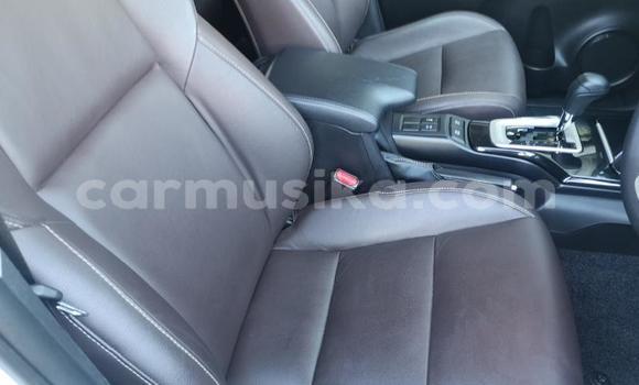 Nunua Ilio tumika Toyota Fortuner Nyeupe Gari ndani ya Harare nchini Harare Nunua Ilio tumika Toyota Fortuner Nyeupe Gari ndani ya Harare nchini Harare