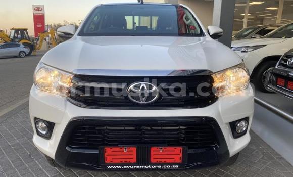 Acheter Occasion Voiture Toyota Hilux Blanc à Beitbridge, Matabeleland South Acheter Occasion Voiture Toyota Hilux Blanc à Beitbridge, Matabeleland South