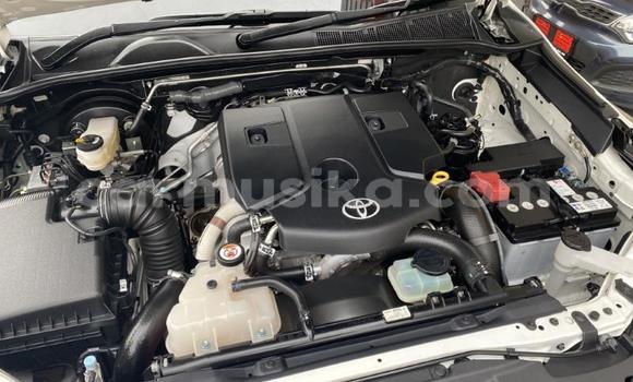 Acheter Occasion Voiture Toyota Hilux Blanc à Beitbridge, Matabeleland South Acheter Occasion Voiture Toyota Hilux Blanc à Beitbridge, Matabeleland South