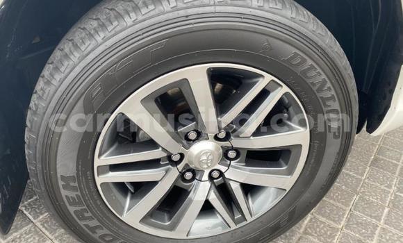 Acheter Occasion Voiture Toyota Hilux Blanc à Beitbridge, Matabeleland South Acheter Occasion Voiture Toyota Hilux Blanc à Beitbridge, Matabeleland South