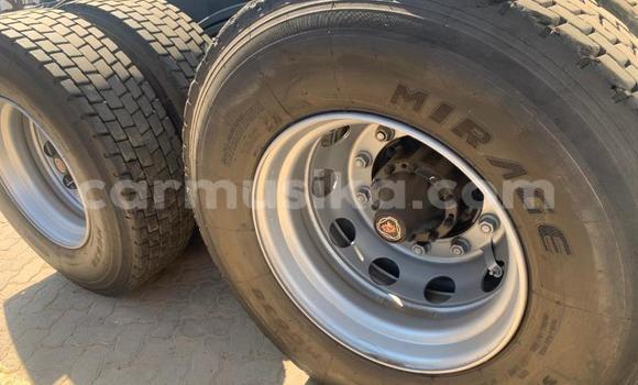 Acheter Occasion Utilitaire Scania R420 Blanc à Beitbridge, Matabeleland South Acheter Occasion Utilitaire Scania R420 Blanc à Beitbridge, Matabeleland South