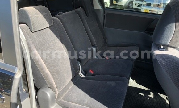 Acheter Occasion Voiture Toyota Voxy Noir à Beitbridge, Matabeleland South Acheter Occasion Voiture Toyota Voxy Noir à Beitbridge, Matabeleland South