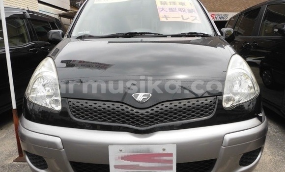 Acheter Occasion Voiture Toyota FunCargo Noir à Beitbridge, Matabeleland South Acheter Occasion Voiture Toyota FunCargo Noir à Beitbridge, Matabeleland South