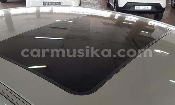 Acheter Occasion Voiture BMW 3–Series Gris à Beitbridge, Matabeleland South Acheter Occasion Voiture BMW 3–Series Gris à Beitbridge, Matabeleland South