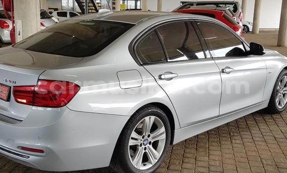 Acheter Occasion Voiture BMW 3–Series Gris à Beitbridge, Matabeleland South Acheter Occasion Voiture BMW 3–Series Gris à Beitbridge, Matabeleland South