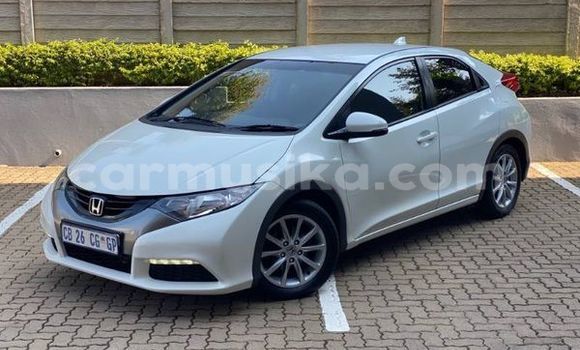Buy Used Honda Civic White Car in Avondale in Harare