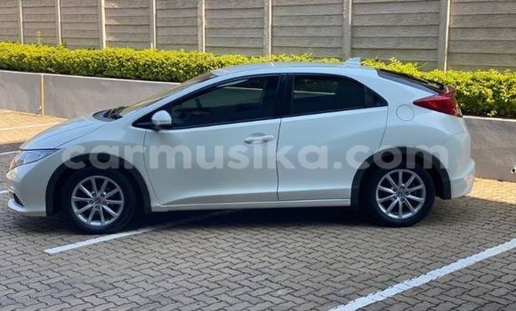 Buy Used Honda Civic White Car in Avondale in Harare Buy Used Honda Civic White Car in Avondale in Harare