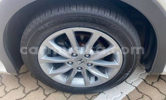 Buy Used Honda Civic White Car in Avondale in Harare Buy Used Honda Civic White Car in Avondale in Harare