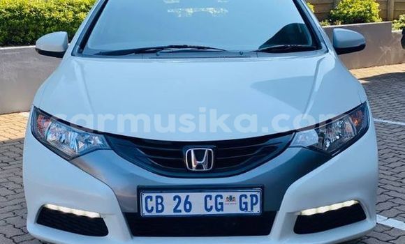 Buy Used Honda Civic White Car in Avondale in Harare Buy Used Honda Civic White Car in Avondale in Harare