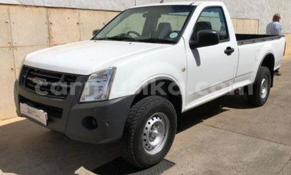 Acheter Occasion Voiture Isuzu KB Blanc à Beitbridge, Matabeleland South Acheter Occasion Voiture Isuzu KB Blanc à Beitbridge, Matabeleland South