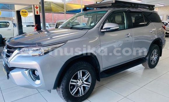 Buy Used Toyota Fortuner Silver Car in Beitbridge in Matabeleland South Buy Used Toyota Fortuner Silver Car in Beitbridge in Matabeleland South