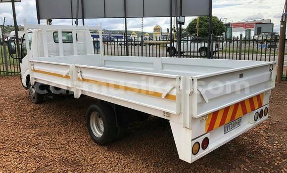 Buy Used Toyota Dyna White Truck in Beitbridge in Matabeleland South Buy Used Toyota Dyna White Truck in Beitbridge in Matabeleland South