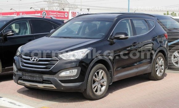 Tenga Imported Hyundai Santa Fe Nhema Mota in Import - Dubai in Harare Tenga Imported Hyundai Santa Fe Nhema Mota in Import - Dubai in Harare