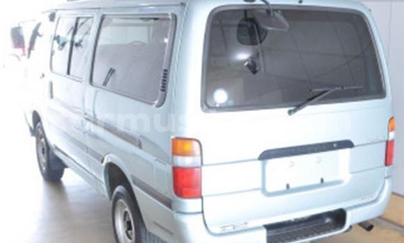 Tenga Tsaru Toyota Hiace Bhuruu Mota in Beitbridge in Matabeleland South Tenga Tsaru Toyota Hiace Bhuruu Mota in Beitbridge in Matabeleland South