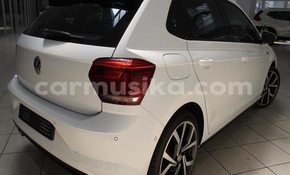 Acheter Occasion Voiture Volkswagen Polo GTI Blanc à Beitbridge, Matabeleland South Acheter Occasion Voiture Volkswagen Polo GTI Blanc à Beitbridge, Matabeleland South