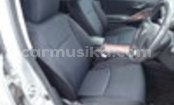 Nunua Ilio tumika Toyota Allion Fedha Gari ndani ya Beitbridge nchini Matabeleland Kusini Nunua Ilio tumika Toyota Allion Fedha Gari ndani ya Beitbridge nchini Matabeleland Kusini