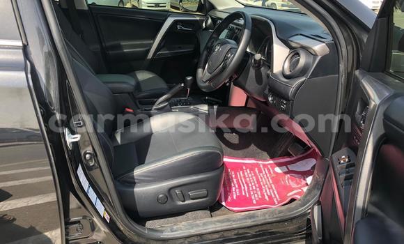 Acheter Occasion Voiture Toyota RAV4 Noir à Beitbridge, Matabeleland South Acheter Occasion Voiture Toyota RAV4 Noir à Beitbridge, Matabeleland South