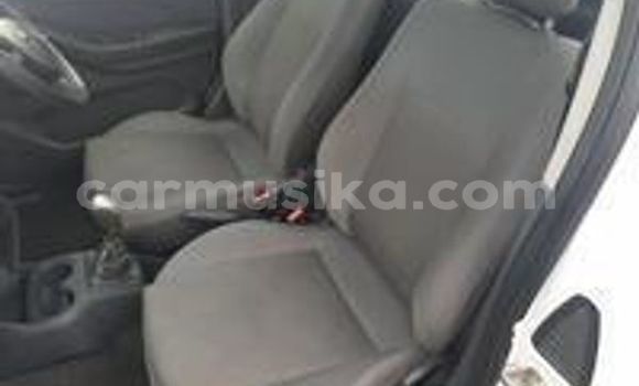 Acheter Occasion Voiture Opel Corsa Blanc à Borrowdale, Harare Acheter Occasion Voiture Opel Corsa Blanc à Borrowdale, Harare