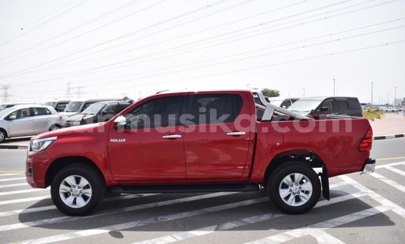 Acheter Occasion Voiture Toyota Hilux Rouge à Beitbridge, Matabeleland South Acheter Occasion Voiture Toyota Hilux Rouge à Beitbridge, Matabeleland South