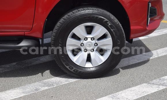 Acheter Occasion Voiture Toyota Hilux Rouge à Beitbridge, Matabeleland South Acheter Occasion Voiture Toyota Hilux Rouge à Beitbridge, Matabeleland South