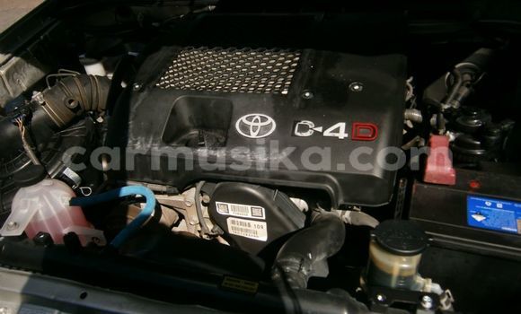 Acheter Occasion Voiture Toyota Fortuner Gris à Beitbridge, Matabeleland South Acheter Occasion Voiture Toyota Fortuner Gris à Beitbridge, Matabeleland South