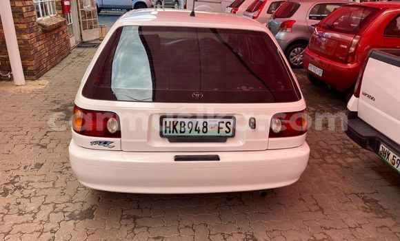 Buy Used Toyota Surf White Car in Beitbridge in Matabeleland South Buy Used Toyota Surf White Car in Beitbridge in Matabeleland South