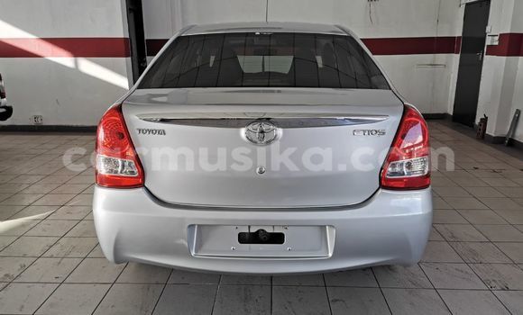 Buy Used Toyota Etios Silver Car in Beitbridge in Matabeleland South Buy Used Toyota Etios Silver Car in Beitbridge in Matabeleland South