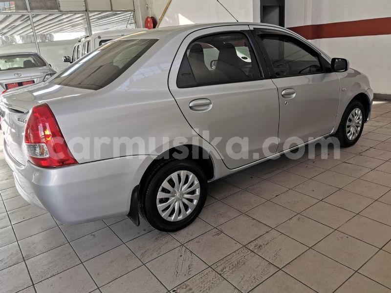 Big with watermark toyota etios matabeleland south beitbridge 17550