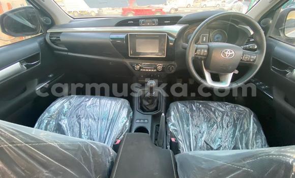 Nunua Ilio tumika Toyota Hilux Nyeupe Gari ndani ya Beitbridge nchini Matabeleland Kusini Nunua Ilio tumika Toyota Hilux Nyeupe Gari ndani ya Beitbridge nchini Matabeleland Kusini