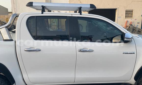 Nunua Ilio tumika Toyota Hilux Nyeupe Gari ndani ya Beitbridge nchini Matabeleland Kusini Nunua Ilio tumika Toyota Hilux Nyeupe Gari ndani ya Beitbridge nchini Matabeleland Kusini